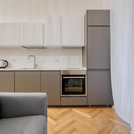 Lejlighed Joivy Renovated Flat By Piazza Leonardo Da Vinci *